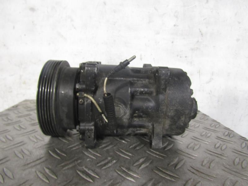Compresseur clim RENAULT MEGANE 1 PHASE 1 Essence - 1
