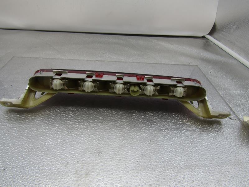Luce stop centrale TOYOTA COROLLA VERSO 2 PHASE 1 Diésel - 1
