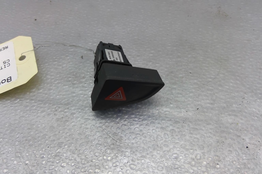 Bouton de warning CITROEN C5 2 Diesel - 1