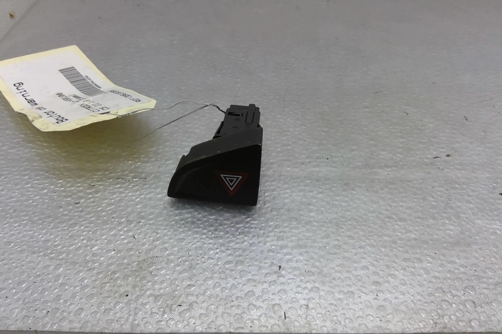 Bouton de warning CITROEN C5 2 Diesel - 1