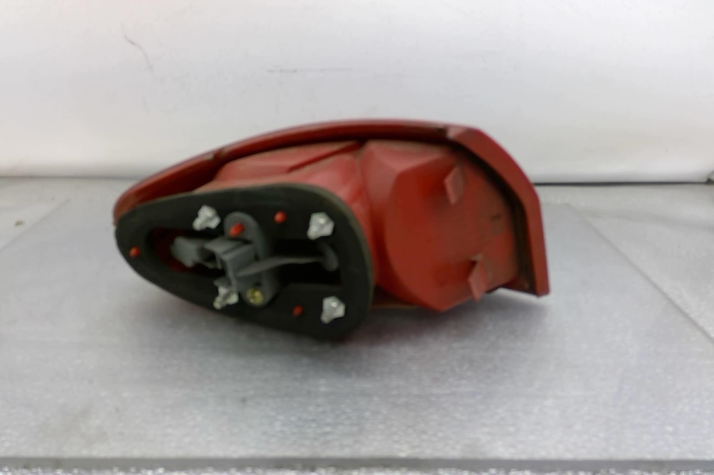 Fanale posteriore principale destro (luci) ALFA ROMEO 147 PHASE 2 Diésel - 1