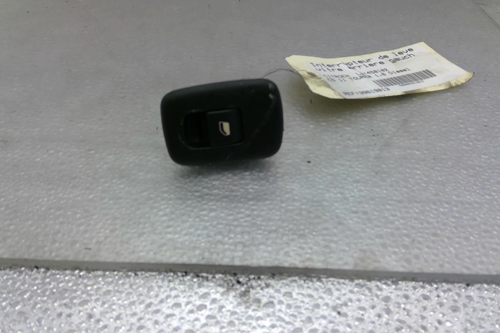 Interruttore lavacristalli posteriore sinistro CITROEN C5 2 Diésel - 1