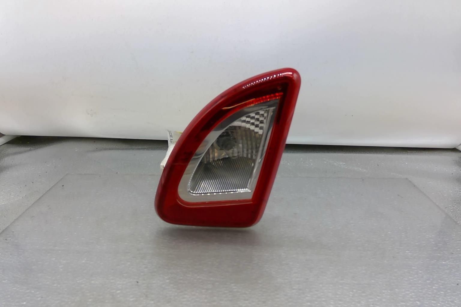 Feu arriere secondaire droit (feux) RENAULT TWINGO 2 PHASE 2 Essence - 1