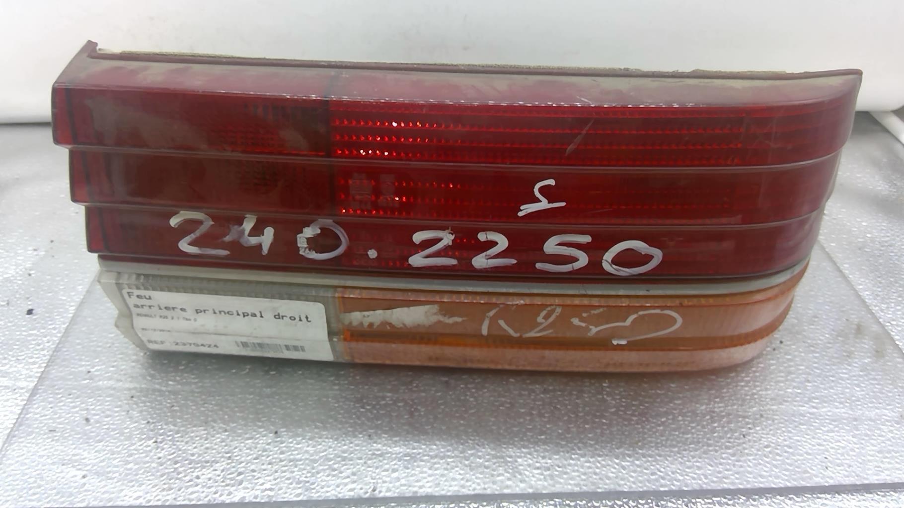 Fanale posteriore principale destro (luci) RENAULT R25 PHASE 1 Diésel - 1