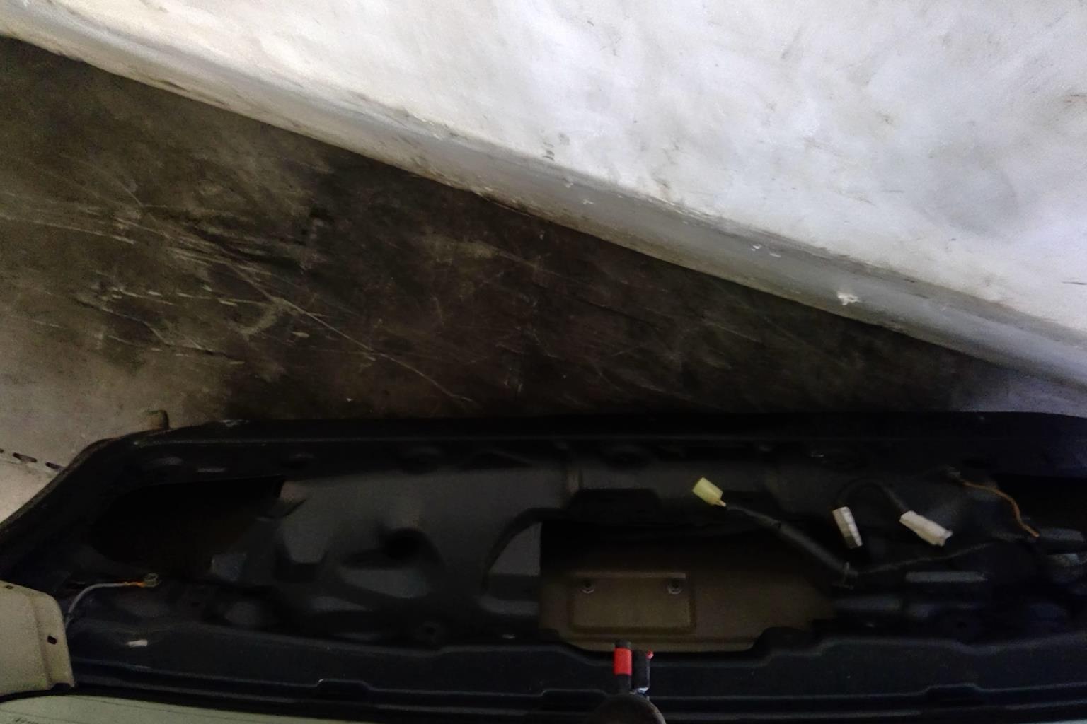 Malle/Hayon arriere NISSAN NOTE 1 PHASE 1 Diesel - 1