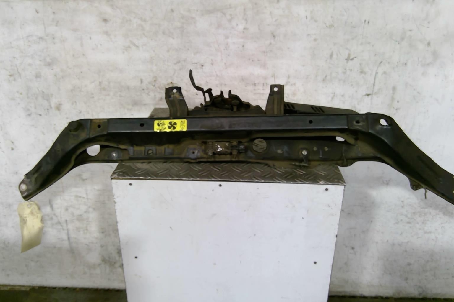 Traverse superieure NISSAN NOTE 1 PHASE 1 Diesel - 1