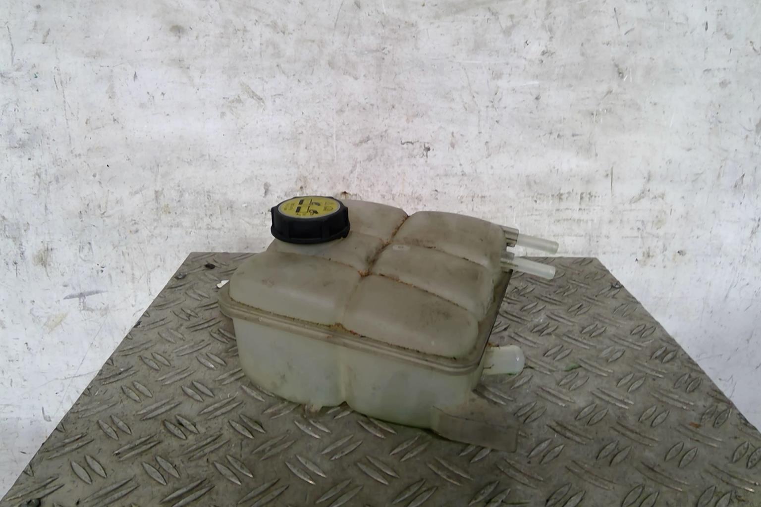 Vase d'expansion MAZDA 3 1 PHASE 1 Essence - 1