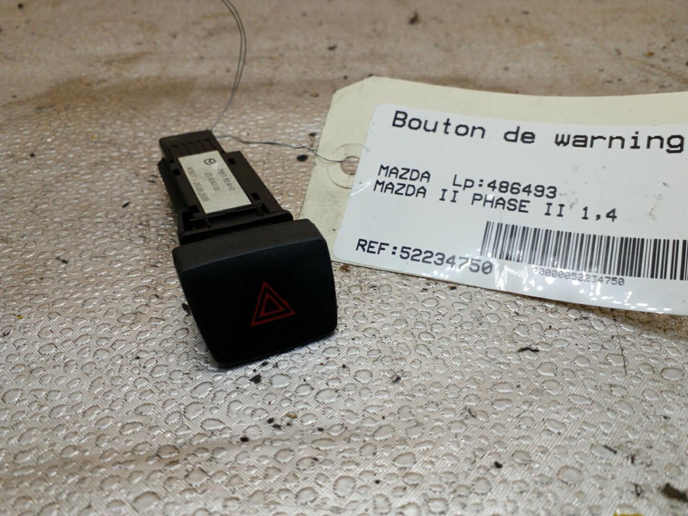 Bouton de warning MAZDA 2 2 PHASE 1 Diesel - 1