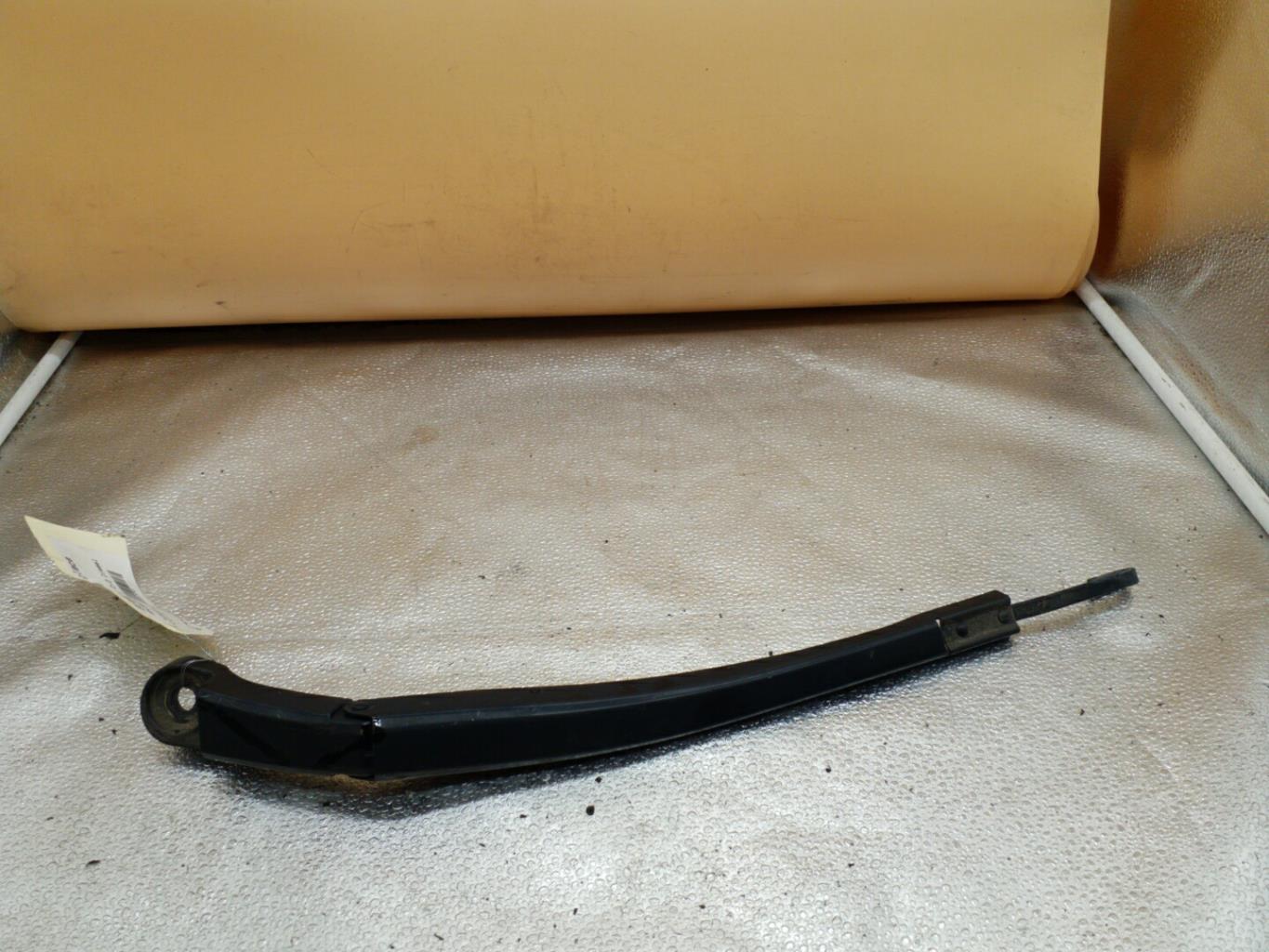 Braccio tergicristallo anteriore destro HONDA CIVIC 8 PHASE 1 Diésel - 1