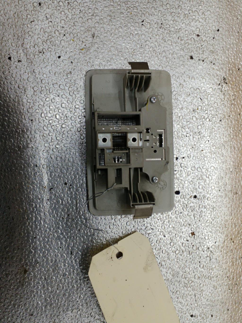 Eclairage de plafonnier MAZDA 2 2 PHASE 1 Diesel - 1