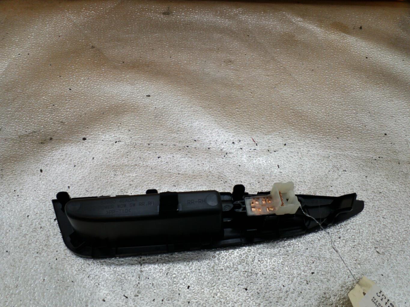Interruttore lavacristalli posteriore destro NISSAN QASHQAI 2 PHASE 1 Diésel - 1
