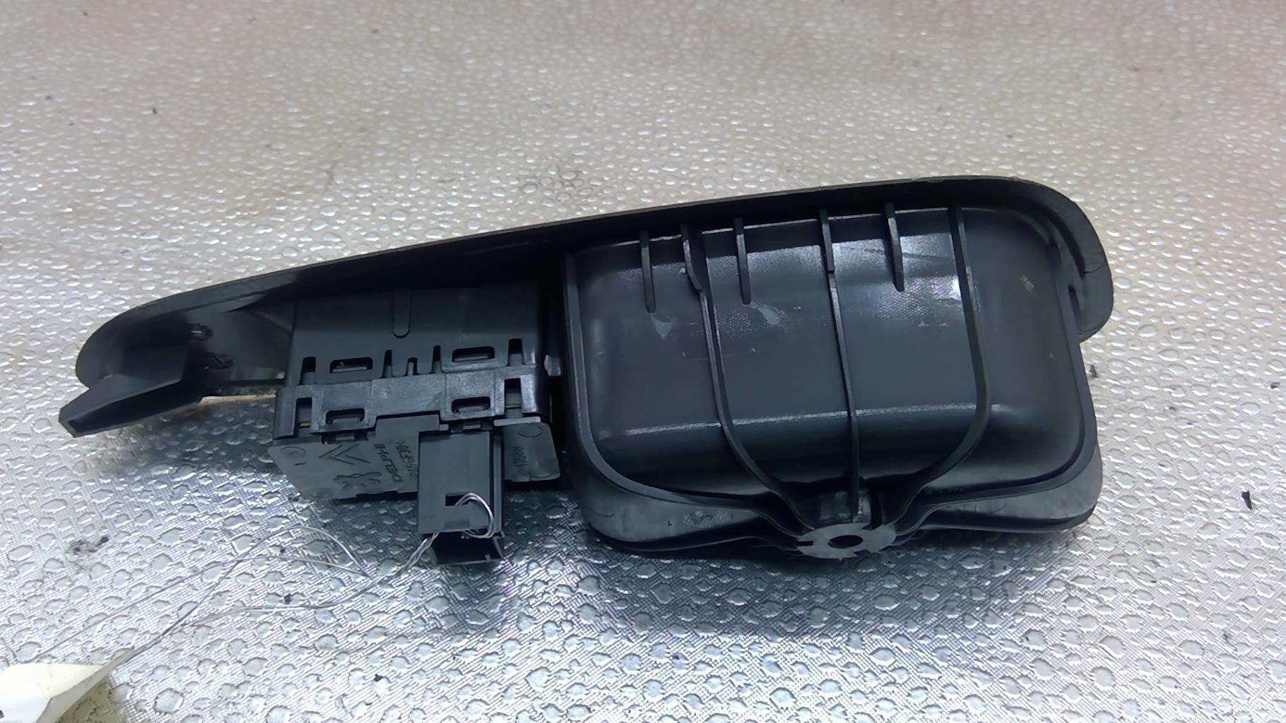 Interruttore lavacristalli posteriore destro PEUGEOT 308 1 PHASE 1 Diésel - 1
