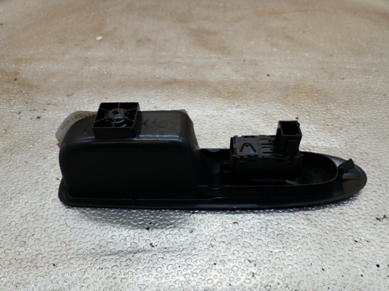 Interruttore lavacristalli posteriore sinistro CITROEN C4 2 PHASE 1 Diésel - 1