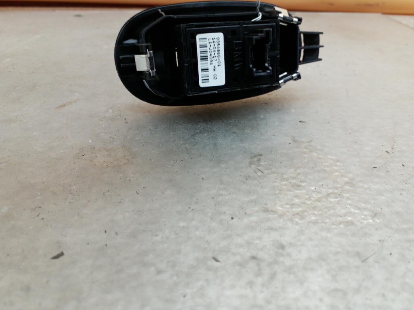 Interruttore lavacristalli posteriore sinistro MINI MINI 3 F55 PHASE 1 Gasolina - 1