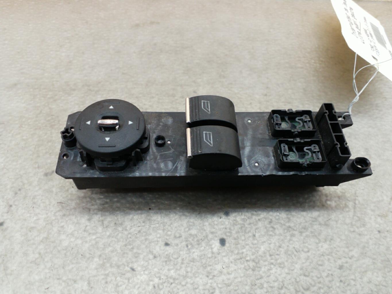 Interruttore lavacristalli anteriore sinistro FORD FIESTA 6 PHASE 2 Diésel - 1
