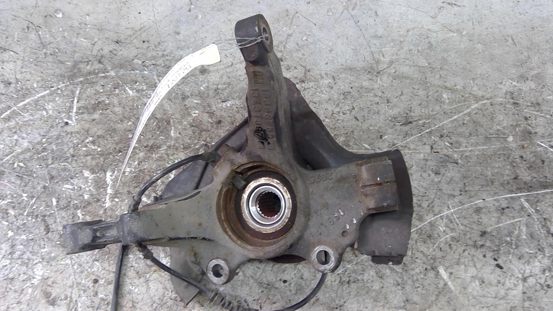 Fuso a snodo anteriore destro OPEL CORSA E Gasolina - 1