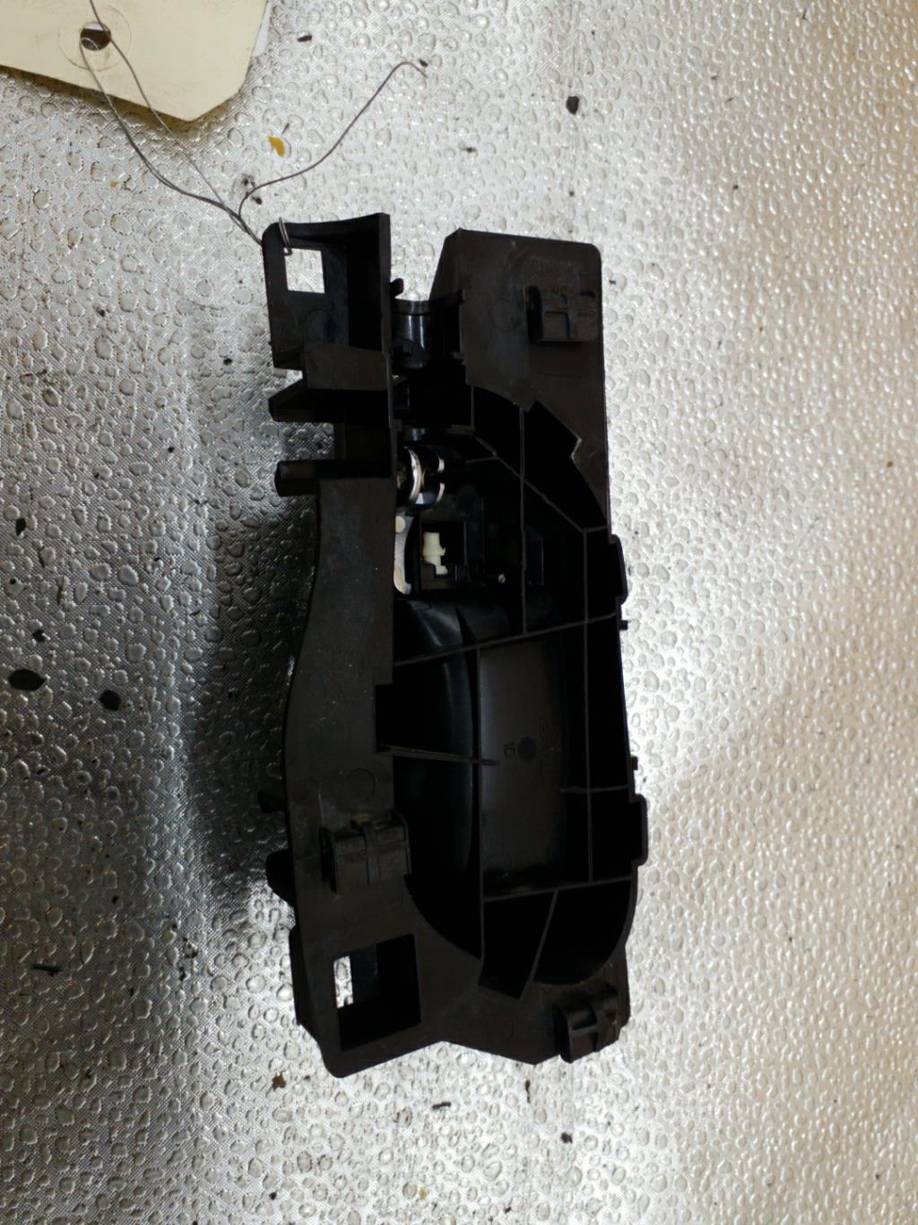 Maniglia interna anteriore destra PEUGEOT 3008 1 PHASE 1 Diésel - 1