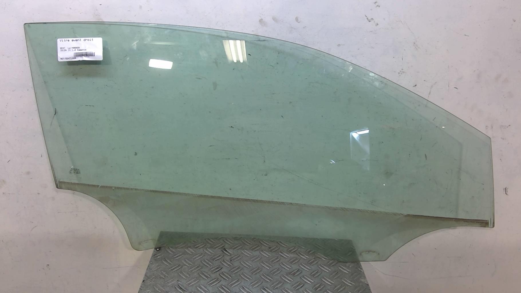 Vitre avant droit SEAT IBIZA 4 PHASE 1 Essence - 1