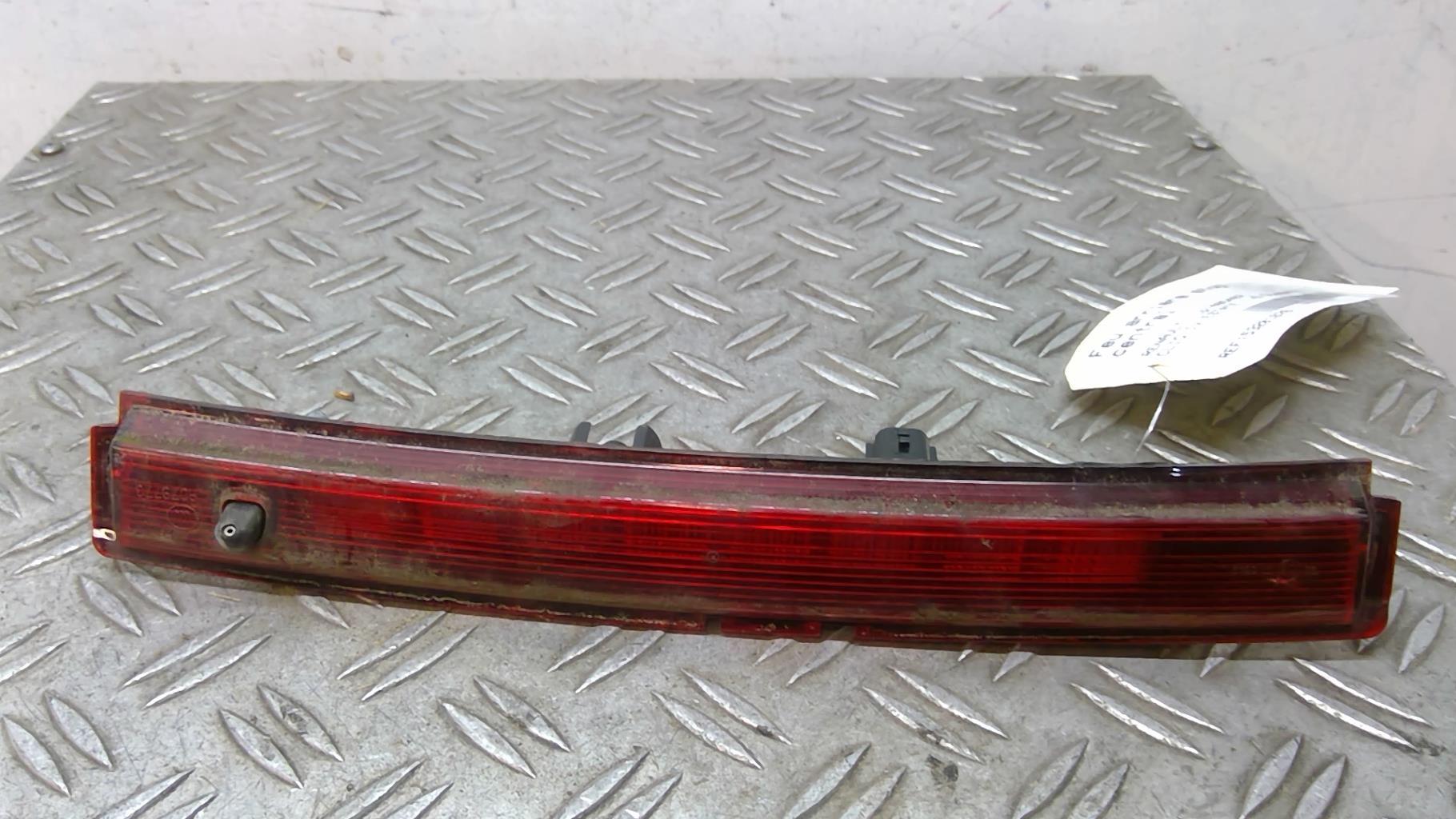 Feu arriere stop central RENAULT CLIO 4 PHASE 1 Diesel - 1