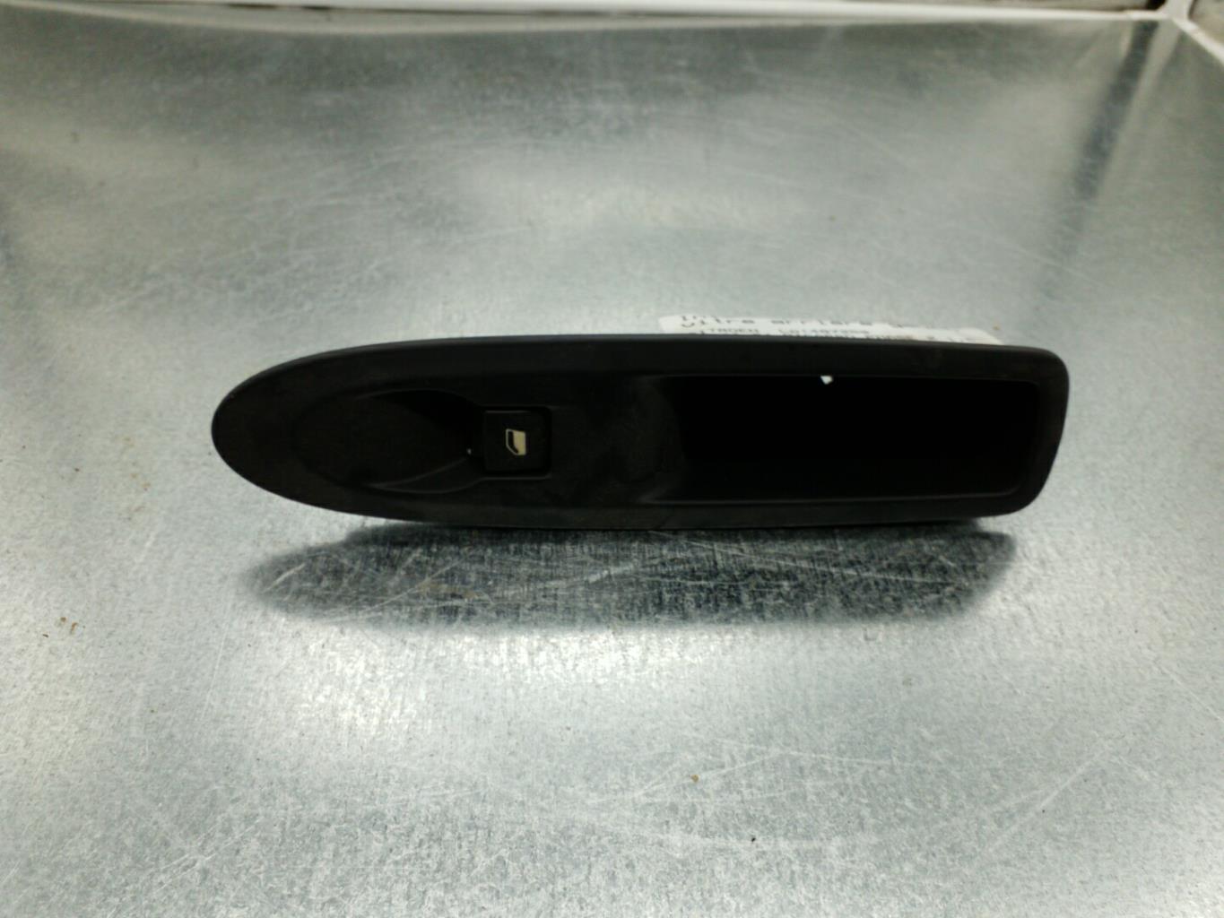 Interruttore lavacristalli posteriore sinistro CITROEN C4 2 PHASE 1 Diésel - 1