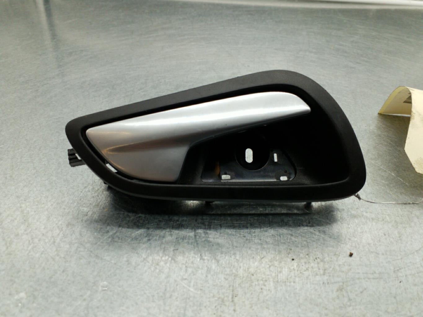 Maniglia interna anteriore destra FORD FOCUS 3 PHASE 2 Gasolina - 1