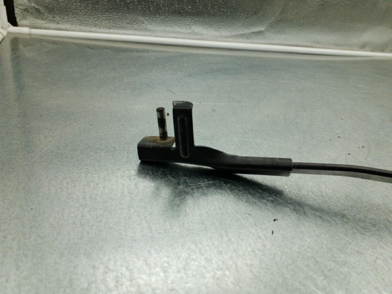 Braccio tergicristallo anteriore sinistro AUDI A3 2 PHASE 1 Diésel - 1