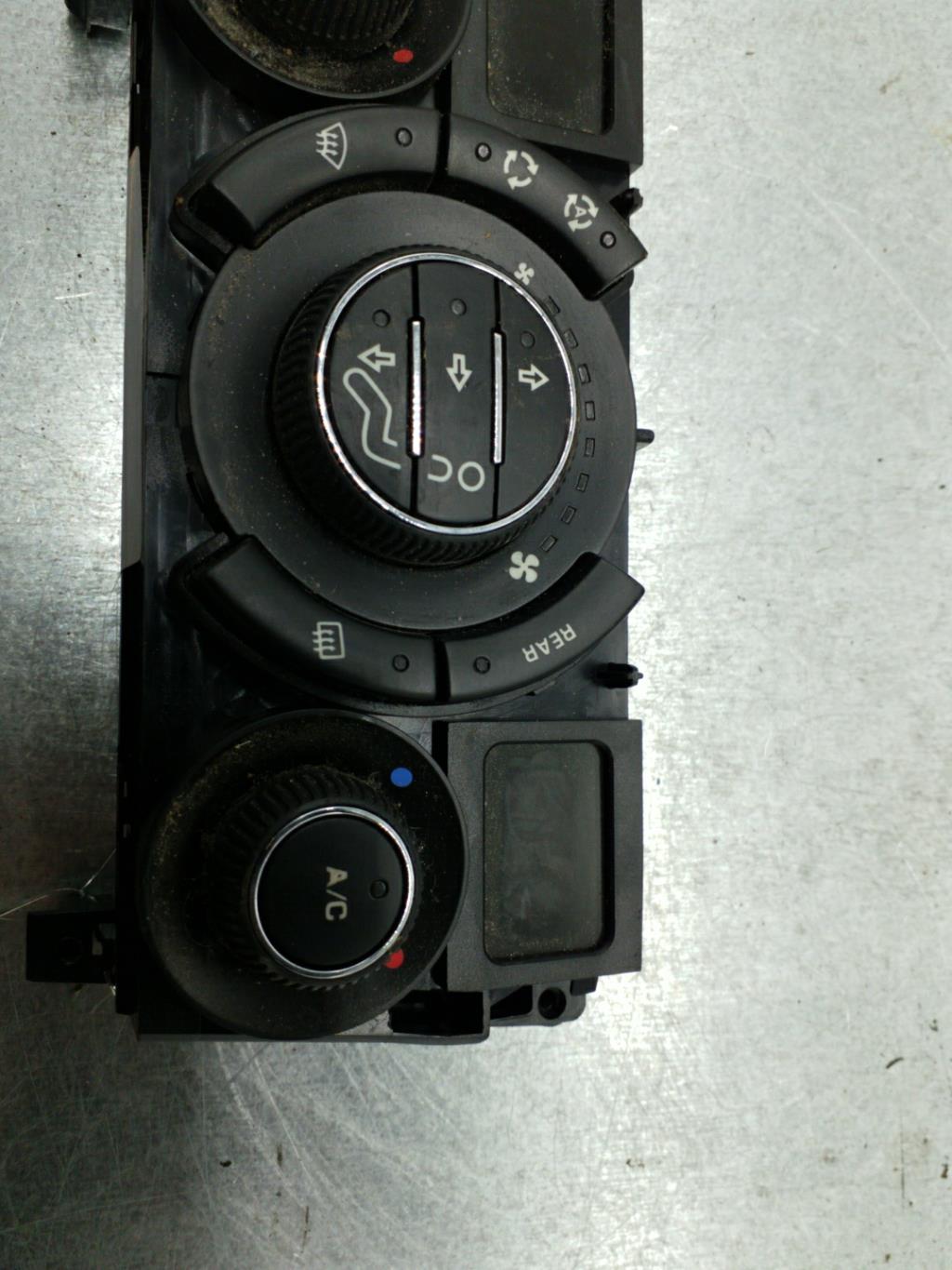 Commande chauffage PEUGEOT 5008 1 PHASE 1 Diesel - 1