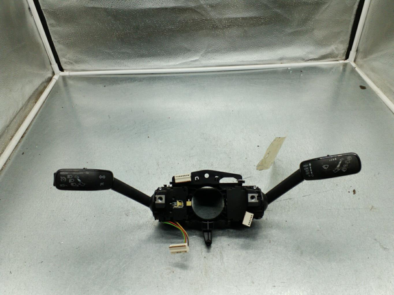 Commodo phare SEAT LEON 3 PHASE 1 Essence - 1