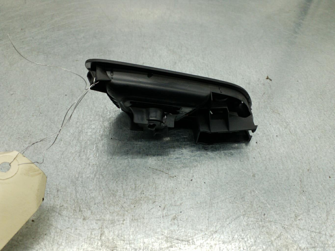 Maniglia interna posteriore sinistra FORD FOCUS 3 PHASE 2 Gasolina - 1