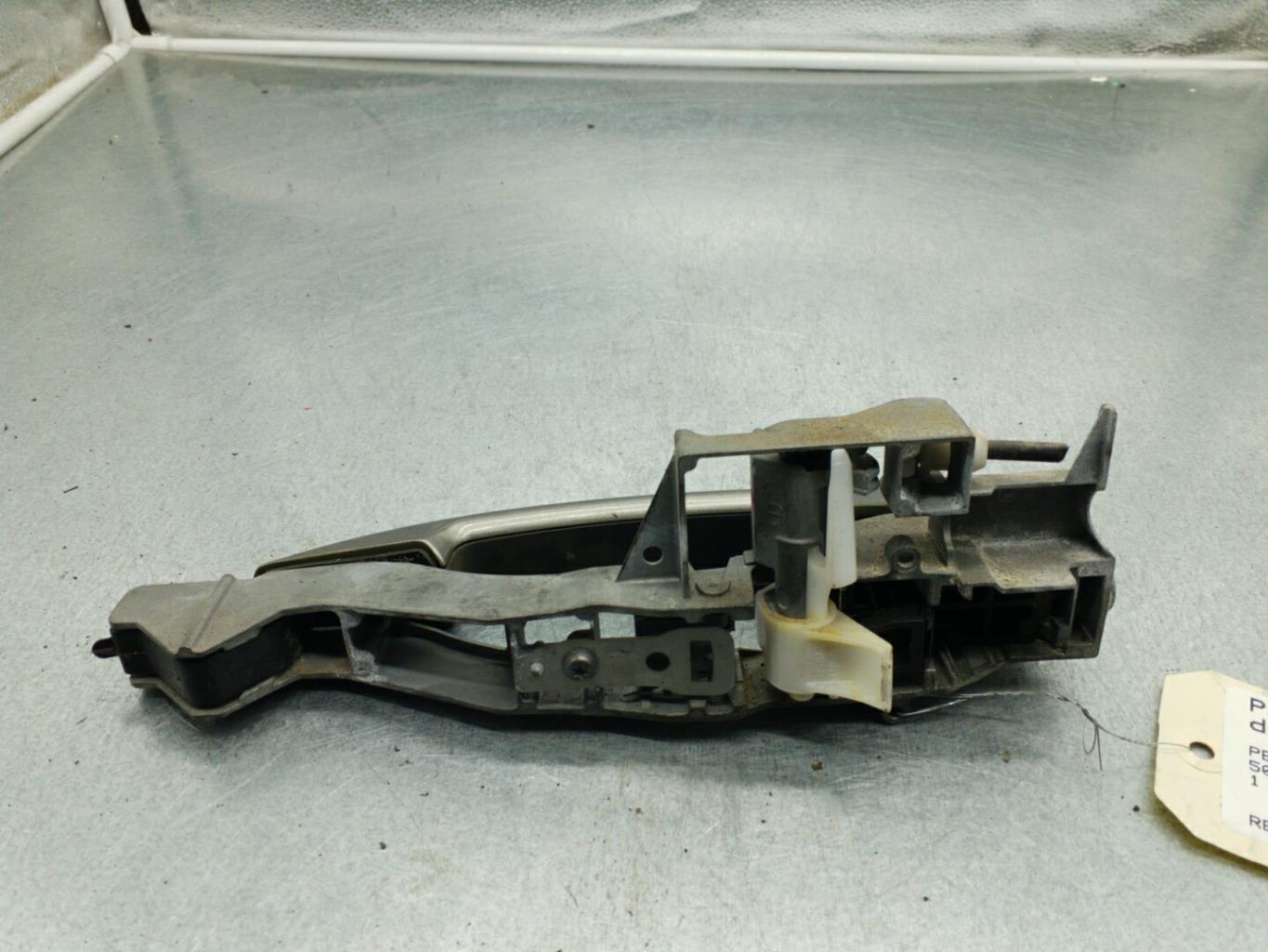 Maniglia portiera posteriore destra PEUGEOT 5008 1 PHASE 1 Diésel - 1