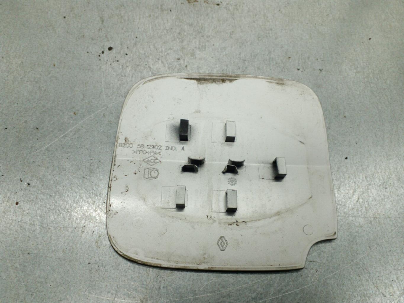 Trappe d'essence RENAULT CLIO 3 PHASE 1 BREAK Diesel - 1