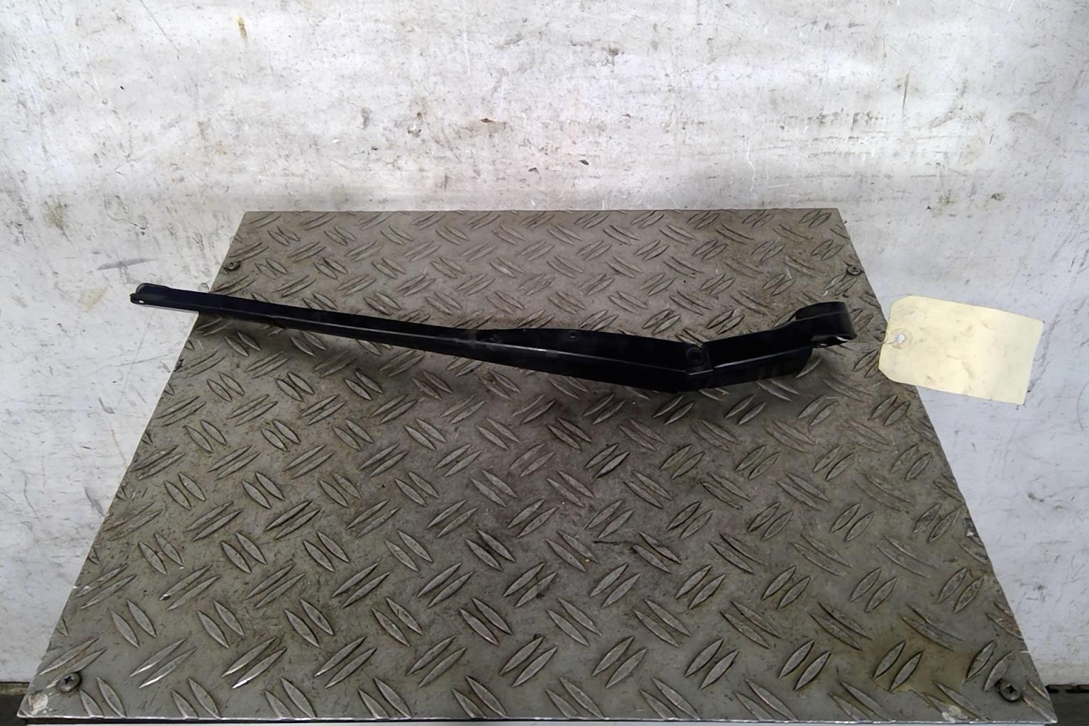 Braccio tergicristallo anteriore destro HONDA CIVIC 8 PHASE 1 Diésel - 1
