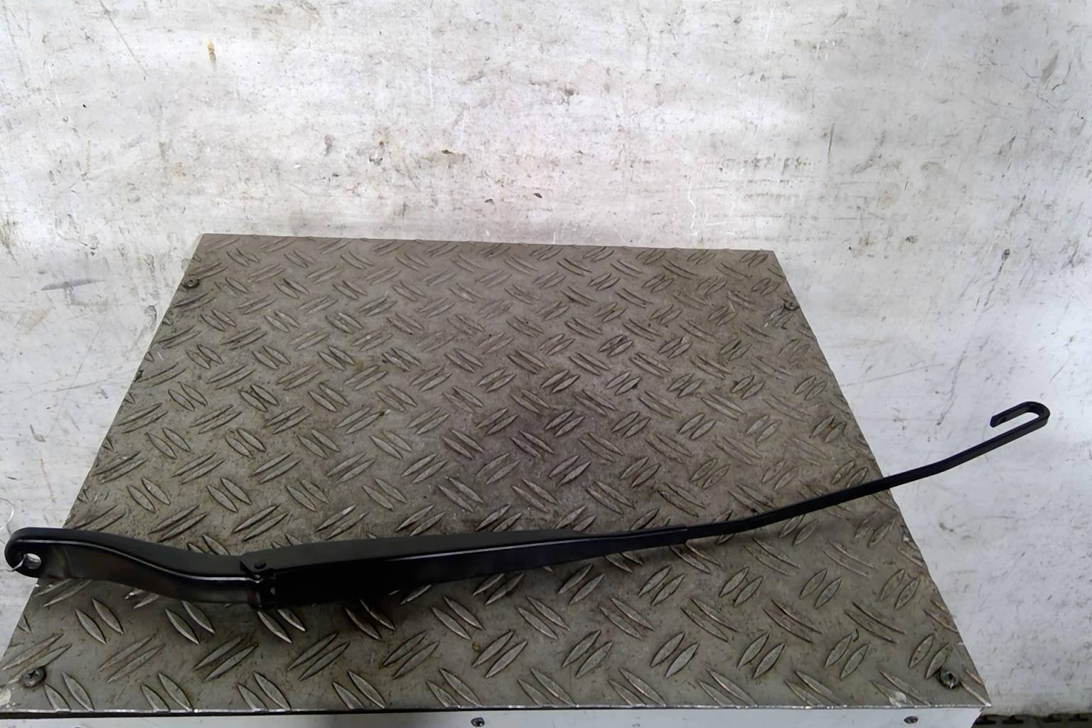 Braccio tergicristallo anteriore sinistro RENAULT MASTER 3 PHASE 3 Diésel - 1