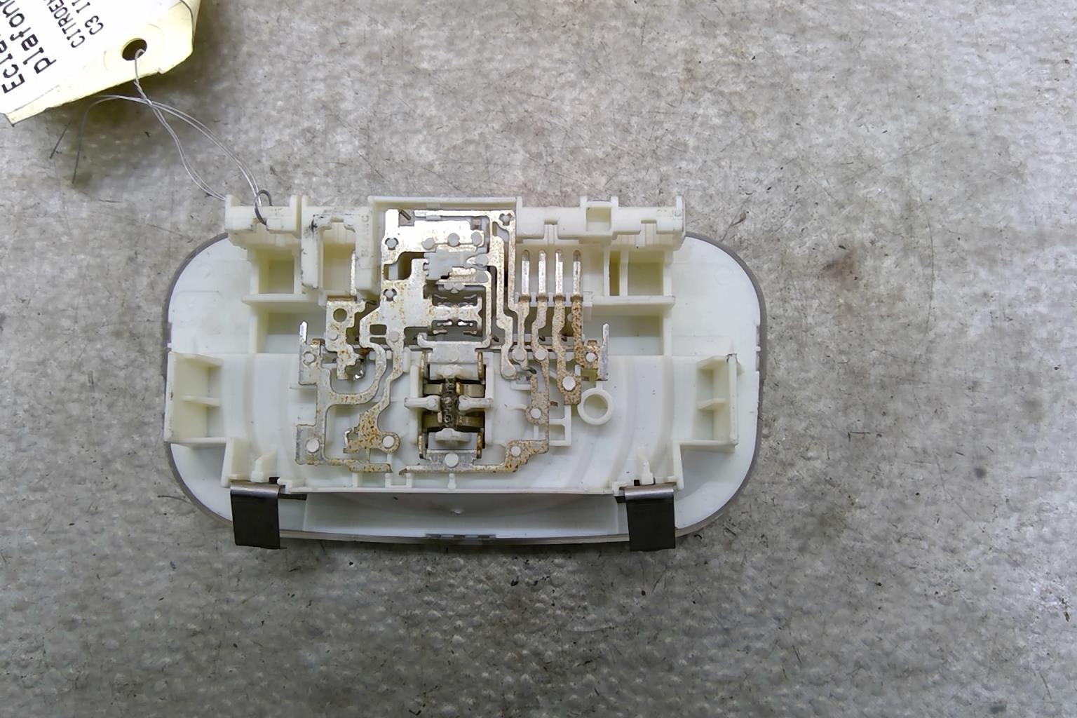 Eclairage de plafonnier CITROEN C3 2 PHASE 1 Diesel - 1