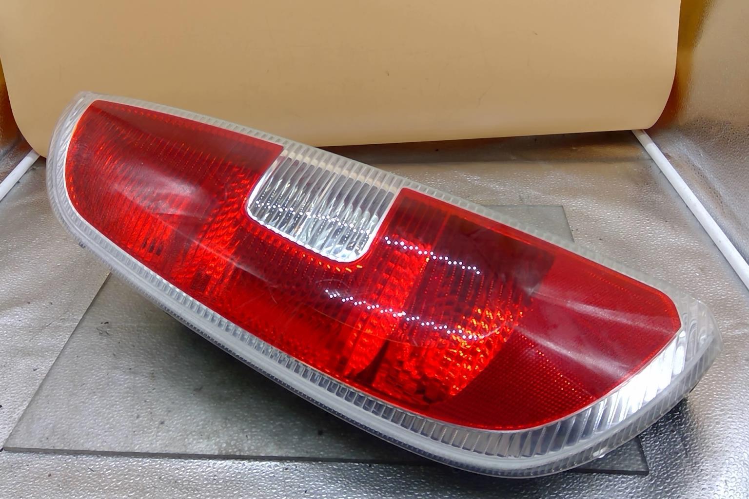 Fanale posteriore principale sinistro (luci) SKODA ROOMSTER PHASE 1 Diésel - 1
