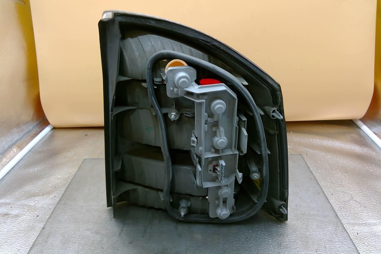 Fanale posteriore principale sinistro (luci) OPEL VECTRA C PHASE 1 Diésel - 1