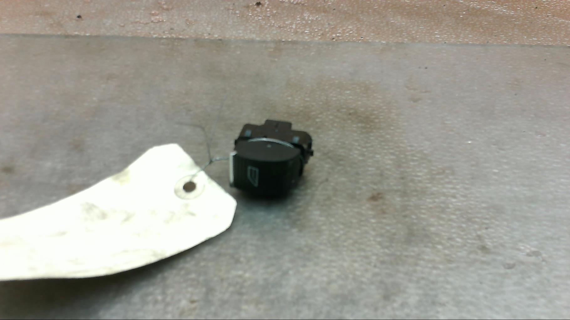 Interruttore lavacristalli posteriore sinistro FORD C-MAX 2 PHASE 2 Diésel - 1