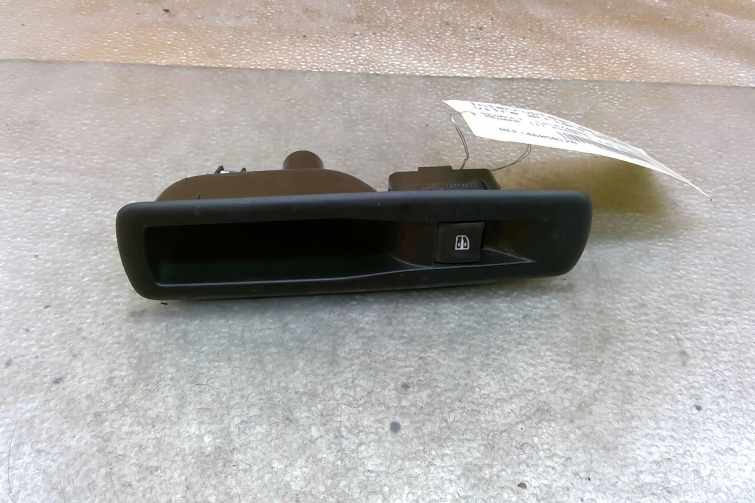 Interruttore lavacristalli posteriore sinistro RENAULT MEGANE 3 PHASE 1 Diésel - 1