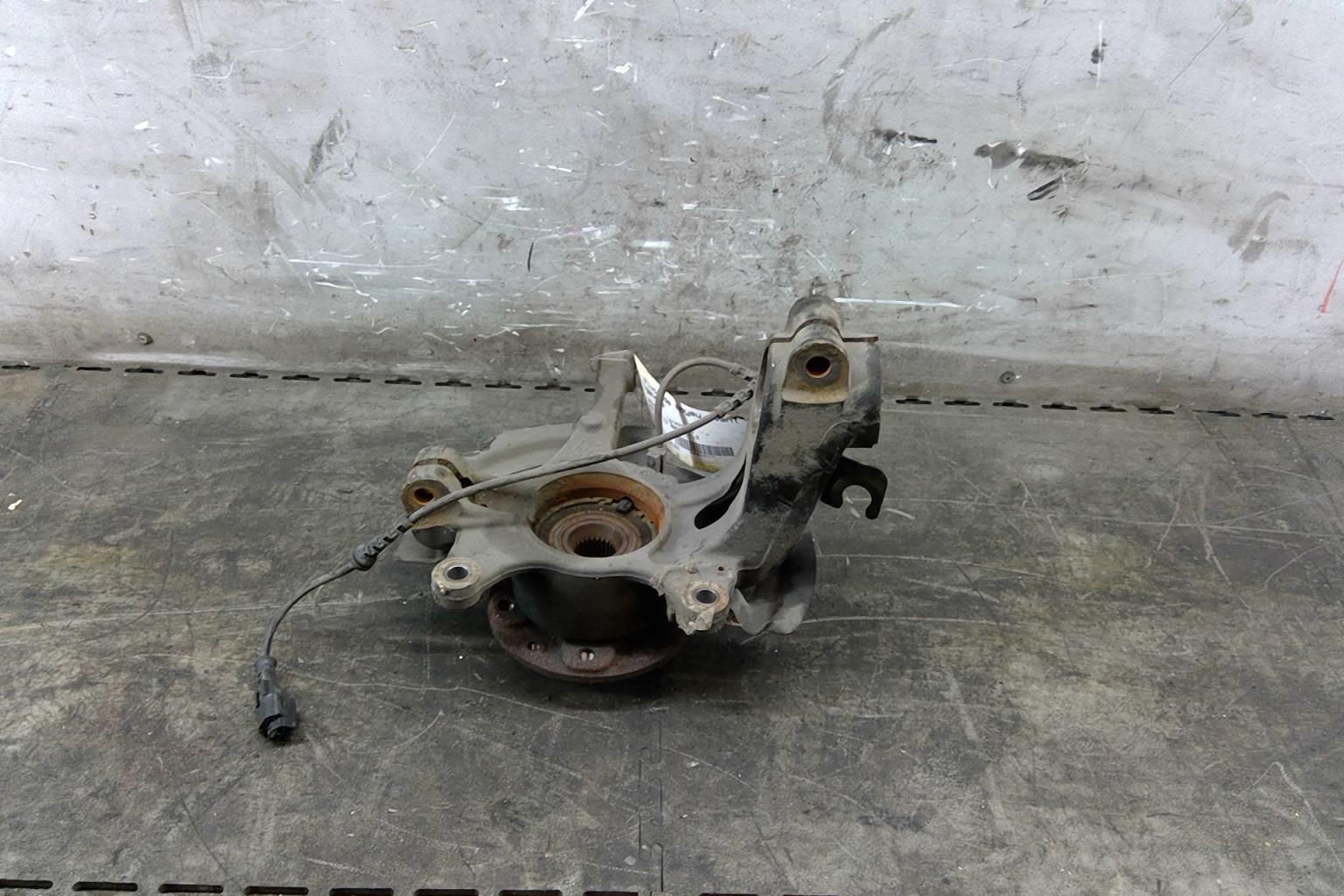 Fuso a snodo anteriore sinistro RENAULT MEGANE 4 PHASE 1 BREAK Gasolina - 1