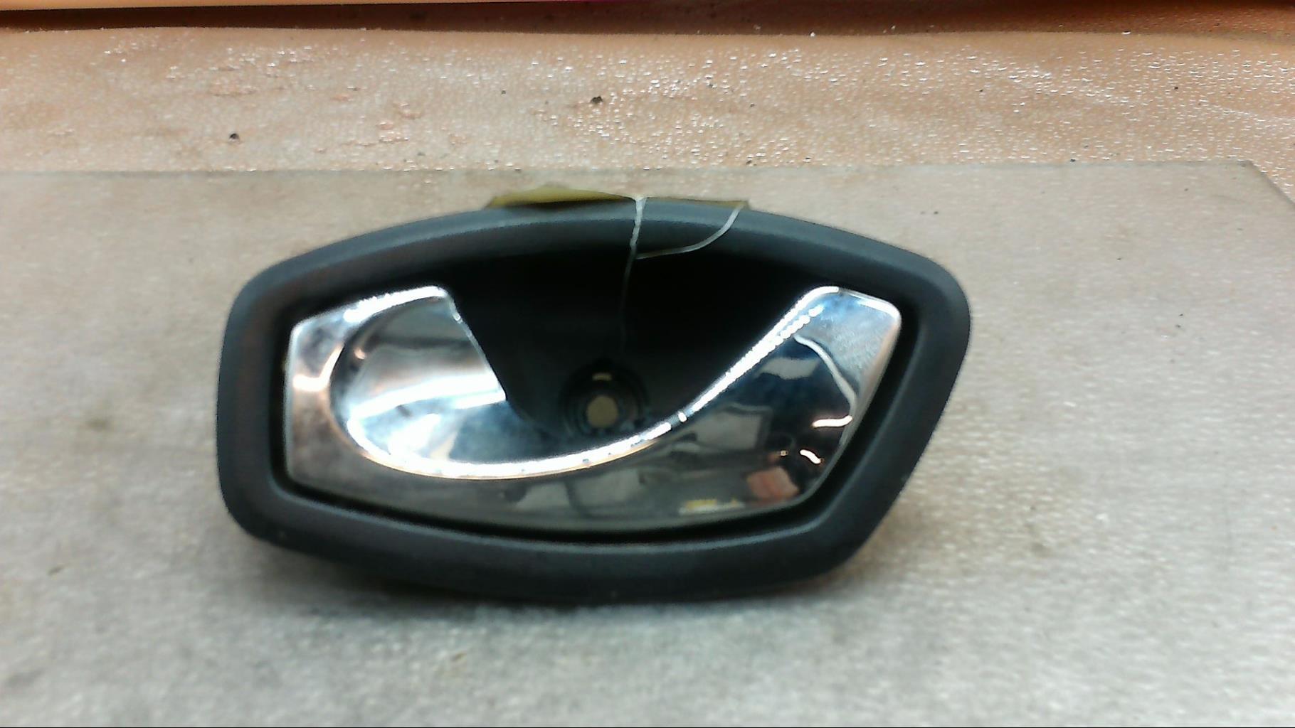Maniglia interna posteriore sinistra RENAULT MEGANE 3 PHASE 3 Gasolina - 1