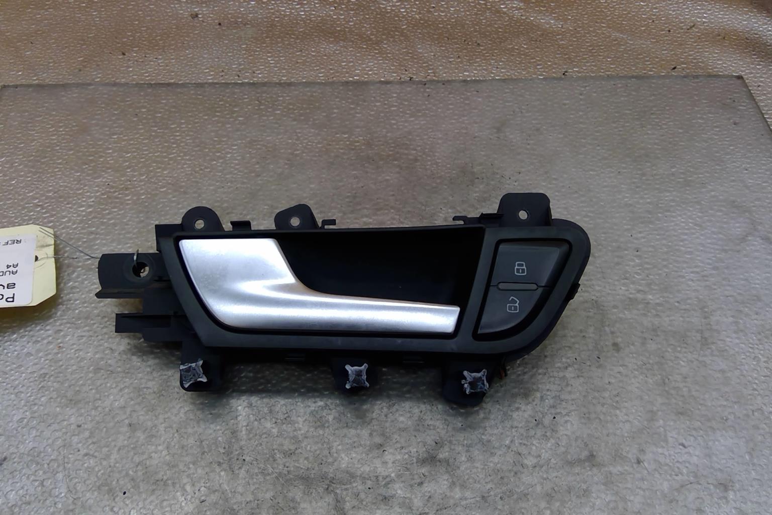 Maniglia interna anteriore sinistra AUDI A4 3 PHASE 1 Diésel - 1