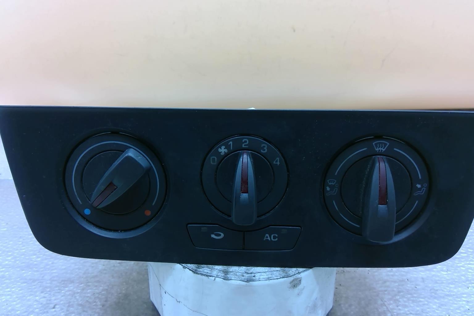 Commande chauffage SEAT IBIZA 4 PHASE 2 Diesel - 1