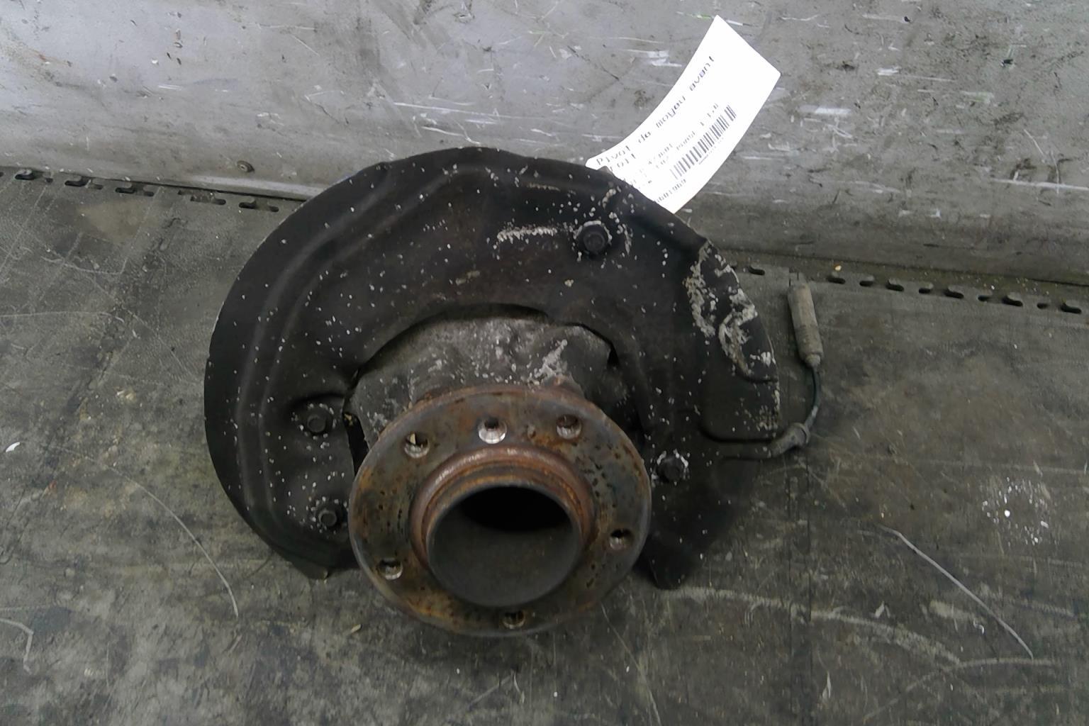 Fuso a snodo anteriore destro BMW SERIE 1 E87 PHASE 1 Gasolina - 1