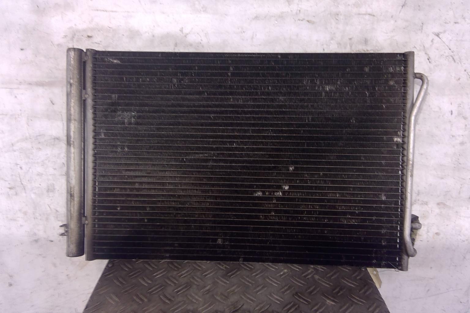 Radiateur clim BMW SERIE 1 E87 PHASE 1 Essence - 1