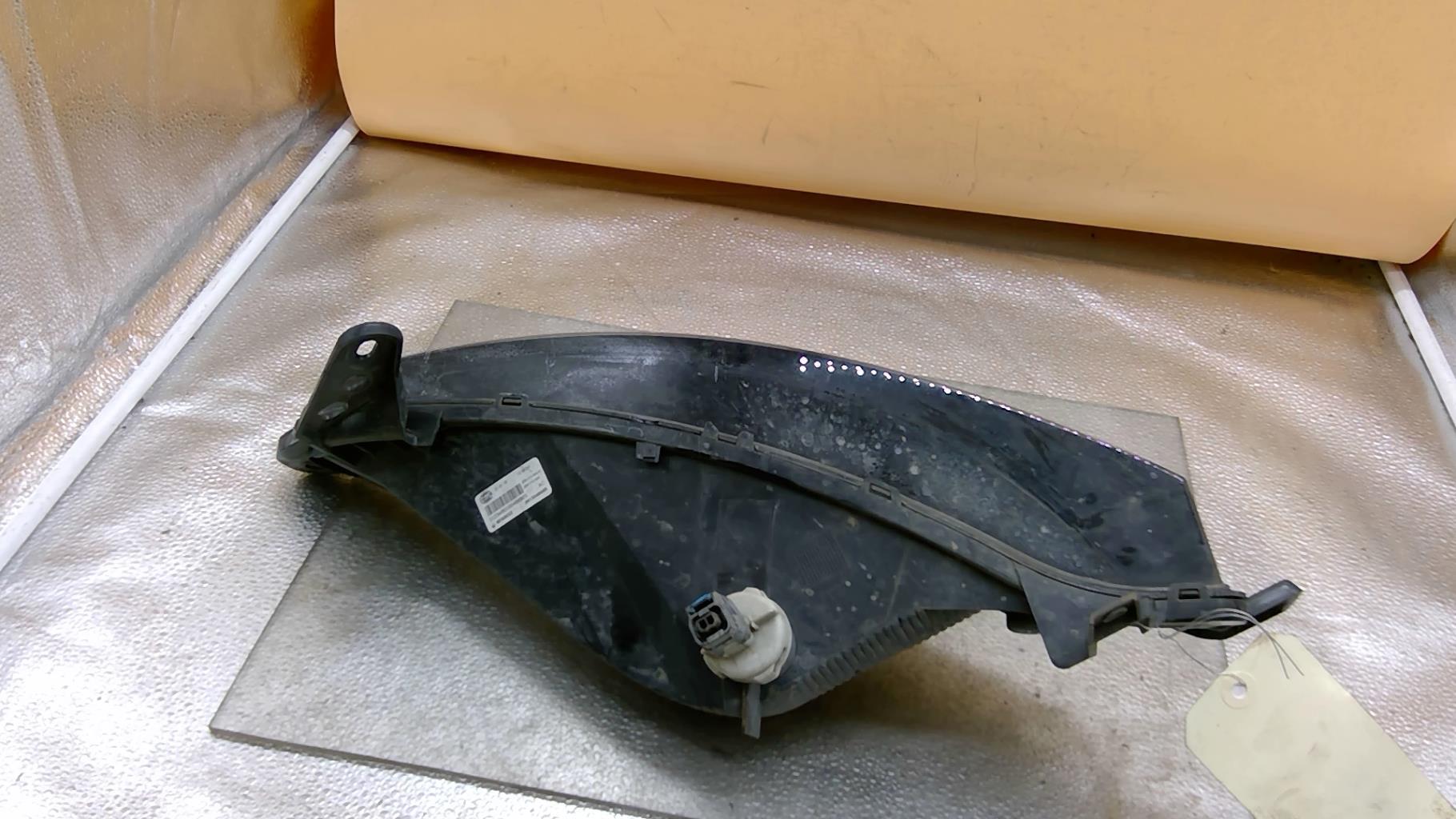 Luce di marcia diurna anteriore sinistra RENAULT MEGANE 4 PHASE 1 BREAK Gasolina - 1