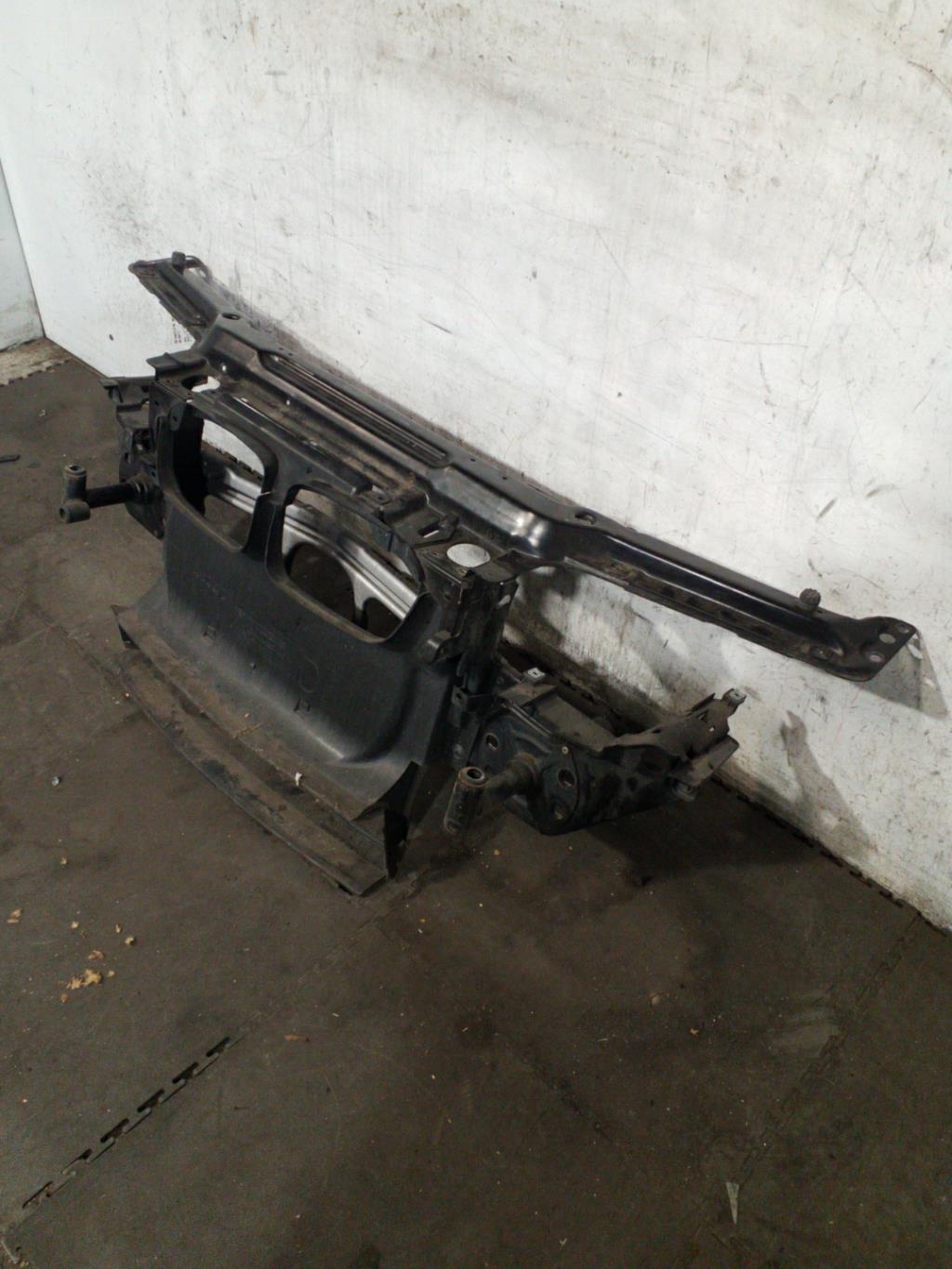 Armature avant, Masque avant BMW SERIE 3 E46 TOURING PHASE 1 BREAK Diesel - 1