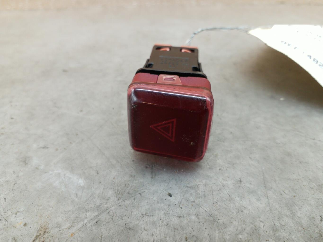 Bouton de warning CITROEN C3 PICASSO PHASE 1 Diesel - 1