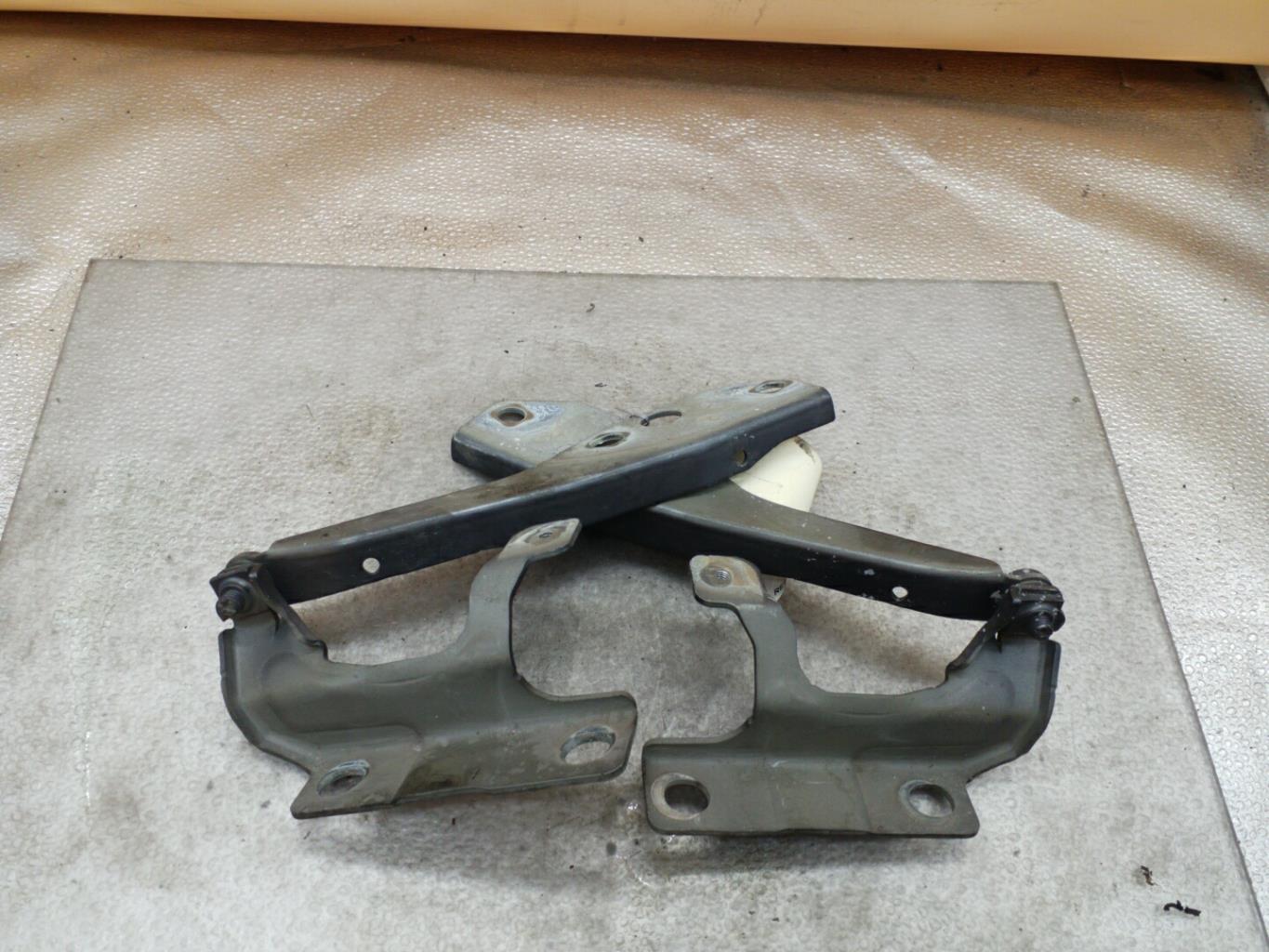 Charniere de capot VOLVO S 40 2 PHASE 1 Diesel - 1