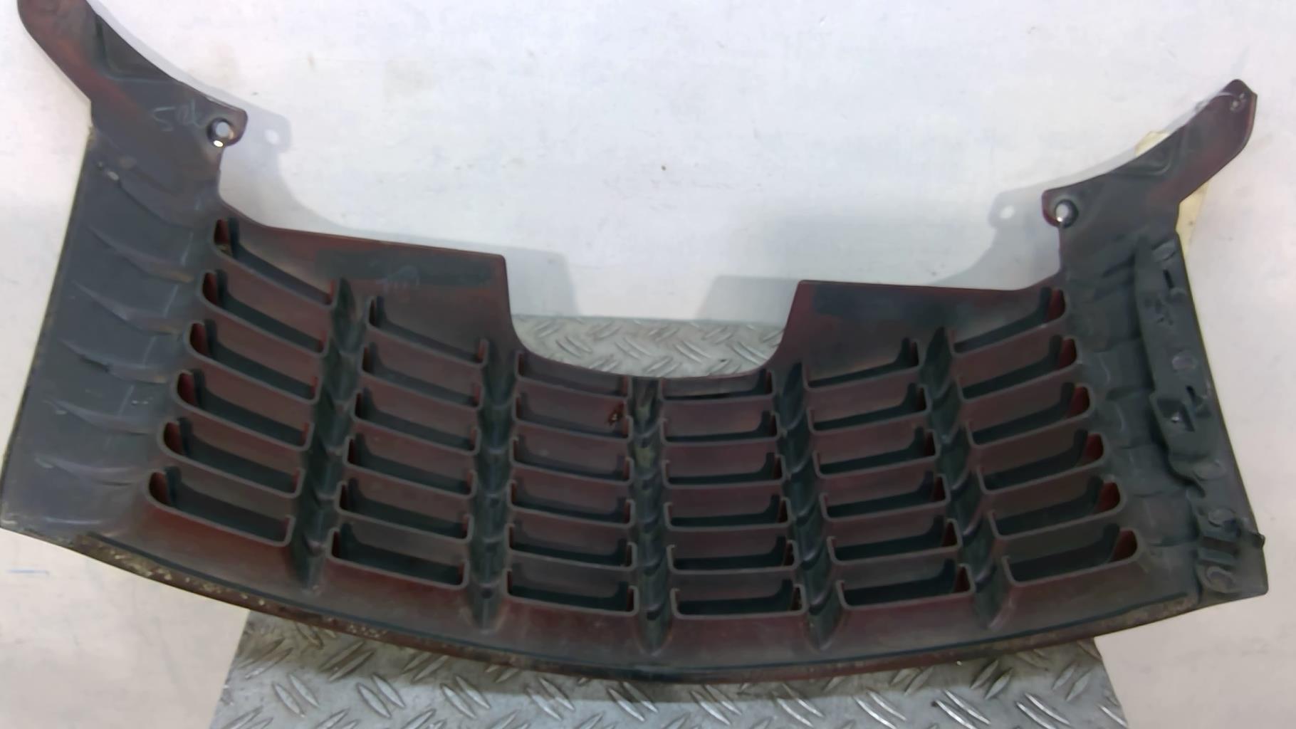 Calandre CHRYSLER PT CRUISER PHASE 1 BREAK Diesel - 1
