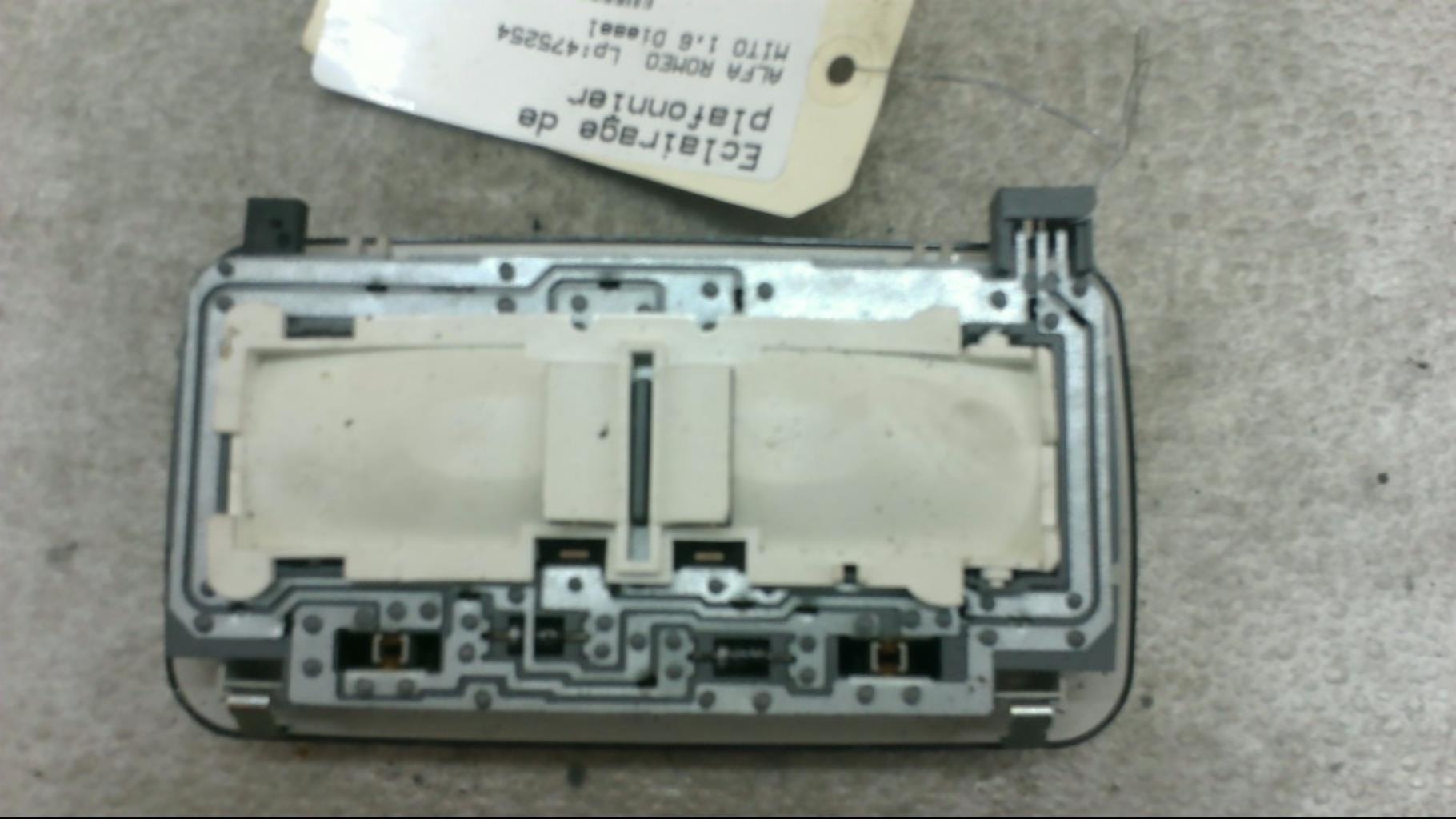 Eclairage de plafonnier ALFA ROMEO MITO PHASE 1 Diesel - 1